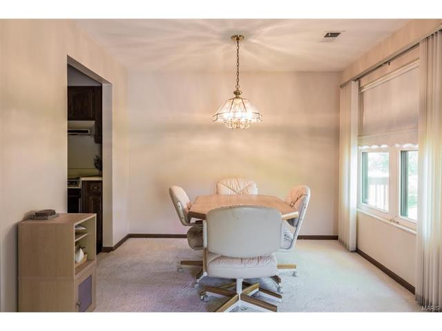1201 Lofty Pt #D, Ballwin, MO 63021 photo 3