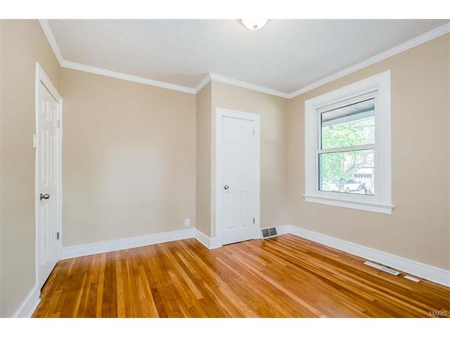 22 Lee Ave, Saint Louis, MO 63135 photo 17