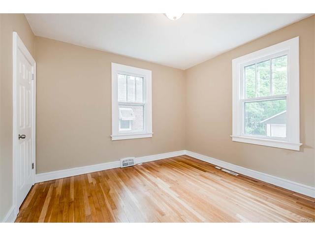 22 Lee Ave, Saint Louis, MO 63135 photo 18