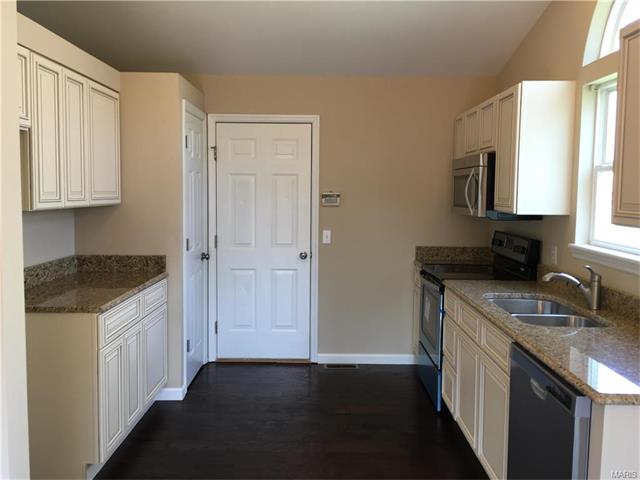 46 Red Cedar, Saint Charles, MO 63303 photo 5