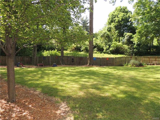 1284 Cottagemill Dr, Ballwin, MO 63021 photo 22