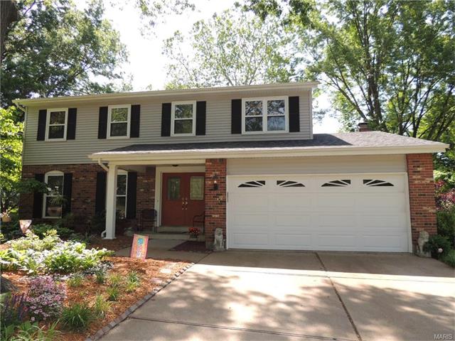1284 Cottagemill Dr, Ballwin, MO 63021 photo 1