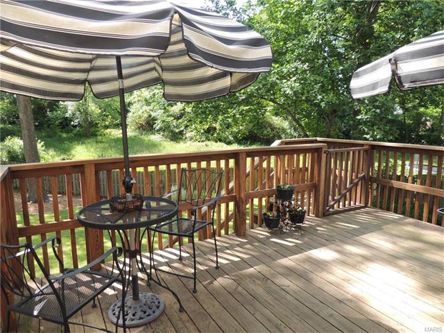 1284 Cottagemill Dr, Ballwin, MO 63021 photo 18