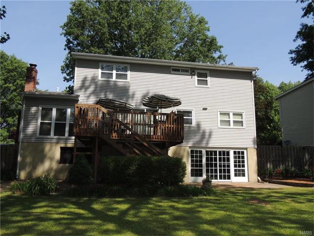 1284 Cottagemill Dr, Ballwin, MO 63021 photo 20