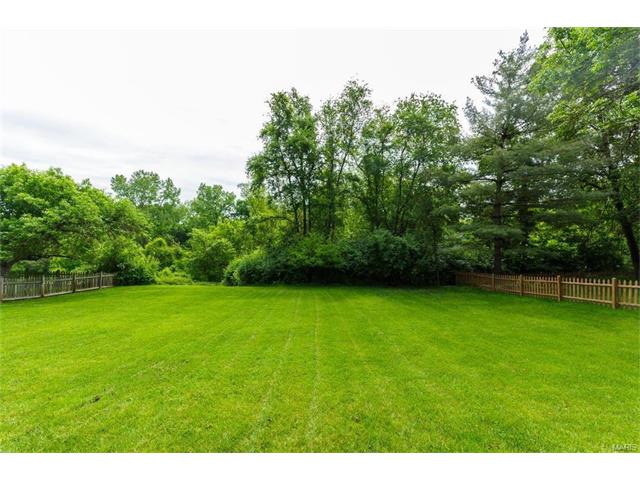 902 Pontoison, Ballwin, MO 63021 photo 53