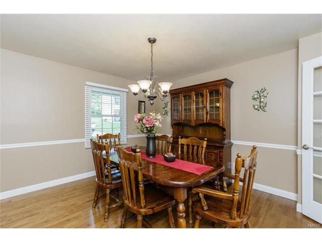 902 Pontoison, Ballwin, MO 63021 photo 10