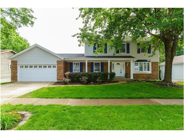 902 Pontoison, Ballwin, MO 63021 photo 2