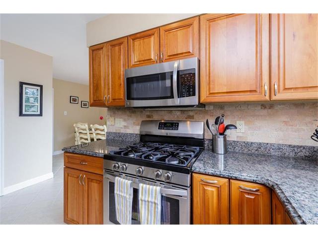 902 Pontoison, Ballwin, MO 63021 photo 18