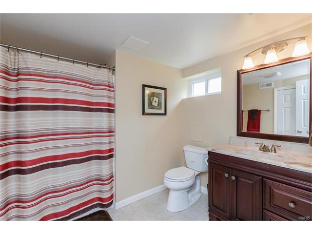 902 Pontoison, Ballwin, MO 63021 photo 46