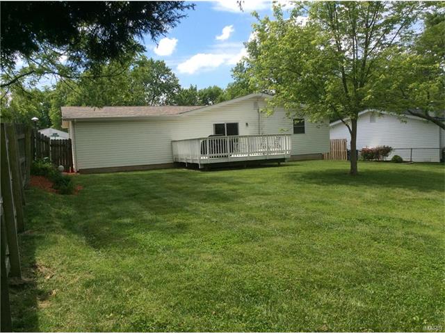 827 Windingpath, Ballwin, MO 63021 photo 2