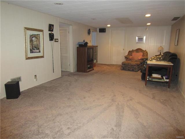 610 Marcel Dr, Ballwin, MO 63011 photo 12