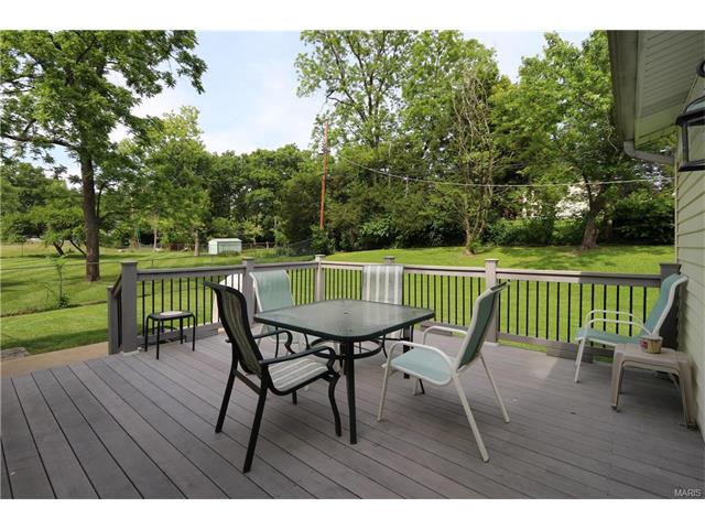 402 Coventry Ln, Ballwin, MO 63021 photo 22