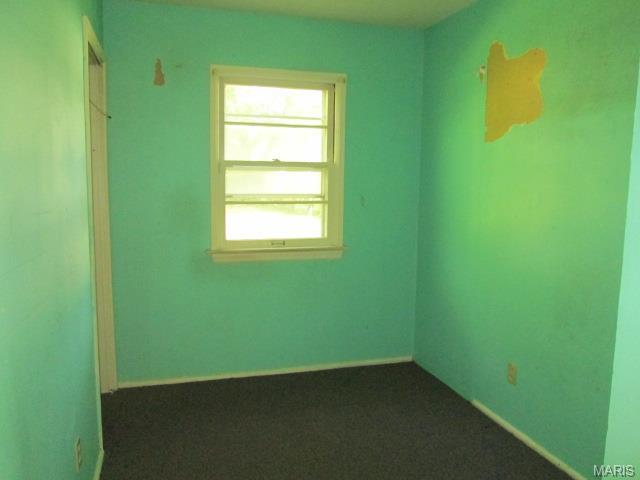 4332 Ashby Rd, Saint Ann, MO 63074 photo 7