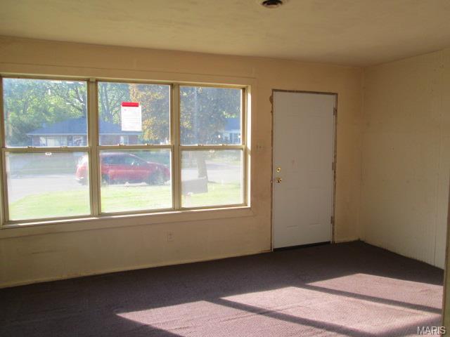 4332 Ashby Rd, Saint Ann, MO 63074 photo 4