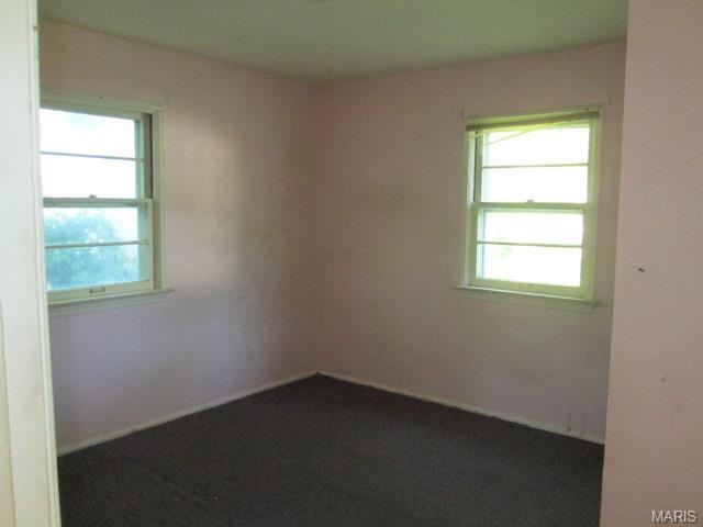 4332 Ashby Rd, Saint Ann, MO 63074 photo 8