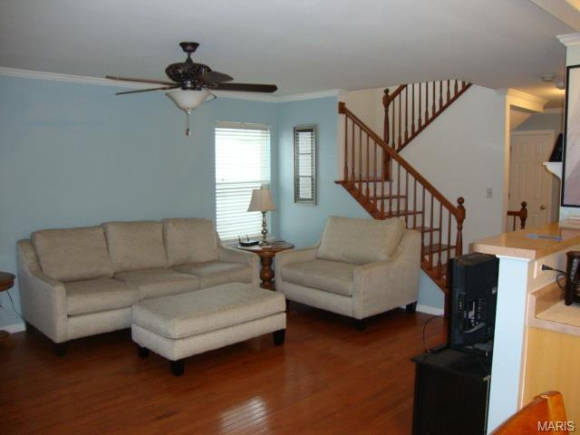 131 Roxbury Dr, O'fallon, MO 63366 photo 4