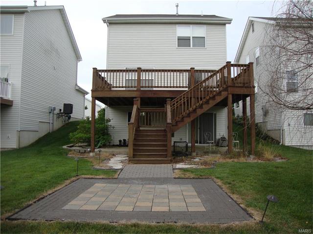 131 Roxbury Dr, O'fallon, MO 63366 photo 2