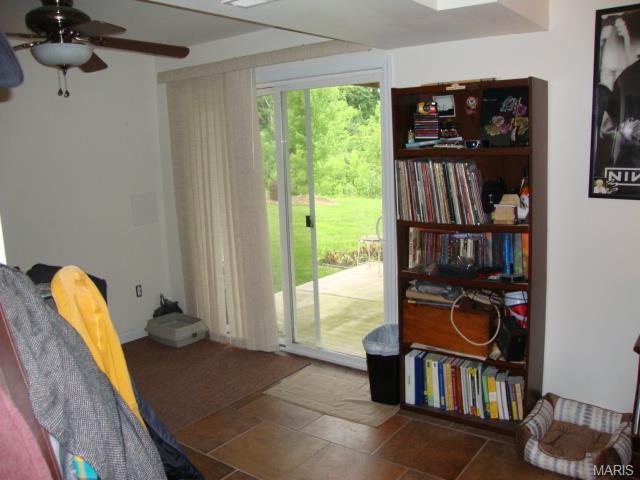 131 Roxbury Dr, O'fallon, MO 63366 photo 10