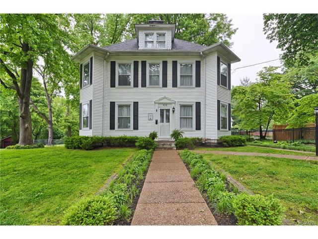 429 Wesley Ave, Saint Louis, MO 63135 photo 1