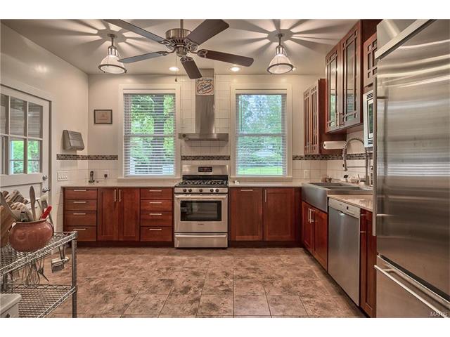 429 Wesley Ave, Saint Louis, MO 63135 photo 9