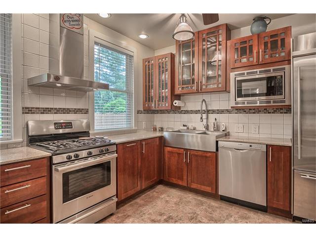 429 Wesley Ave, Saint Louis, MO 63135 photo 8