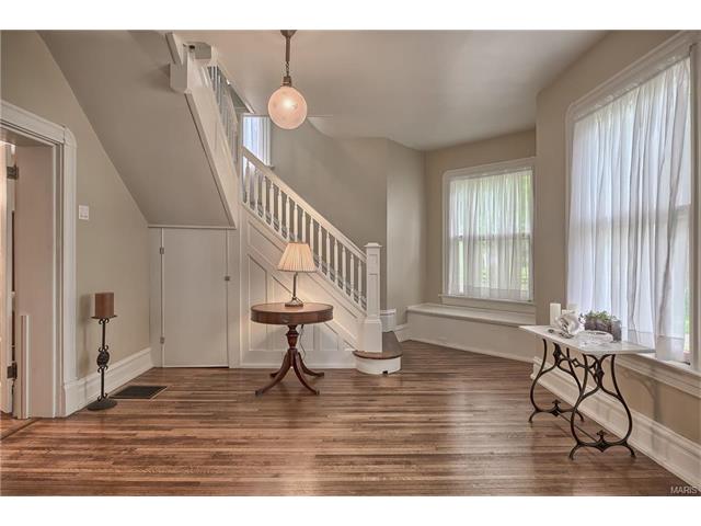 429 Wesley Ave, Saint Louis, MO 63135 photo 3