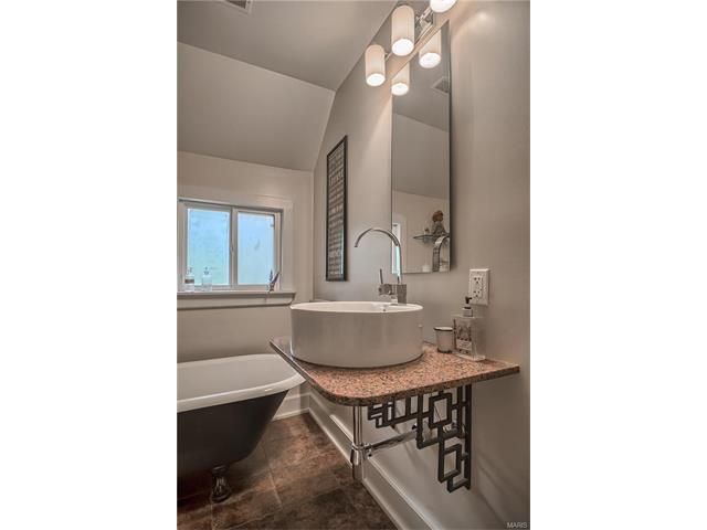 429 Wesley Ave, Saint Louis, MO 63135 photo 26