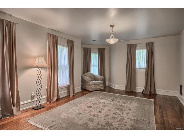 429 Wesley Ave, Saint Louis, MO 63135 photo 21