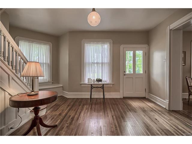 429 Wesley Ave, Saint Louis, MO 63135 photo 2