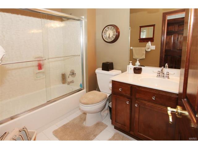 32 Rathfarnum Ln, Weldon Spring, MO 63304 photo 25