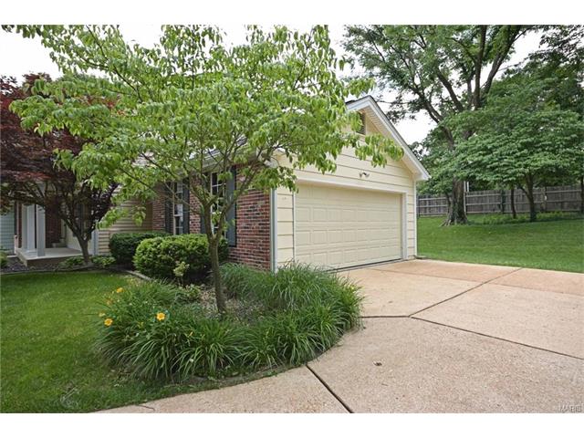 360 Fox Den, Ballwin, MO 63021 photo 21