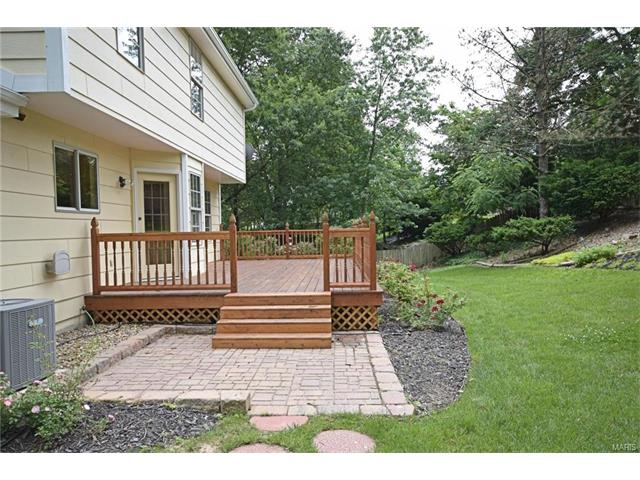 360 Fox Den, Ballwin, MO 63021 photo 22
