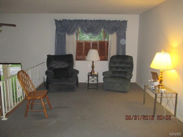 440 Fairview, Ballwin, MO 63021 photo 2