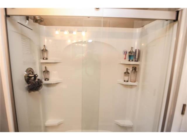 514 Joyce Ann Dr, Ballwin, MO 63021 photo 23