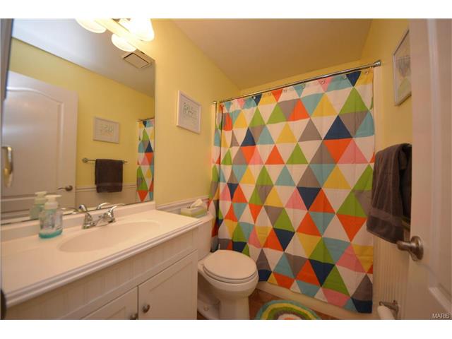 11 W Park Dr, O'fallon, MO 63366 photo 17