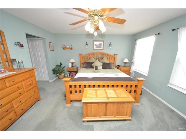 2 Ohio Valley Ct, O'fallon, MO 63366 photo 17