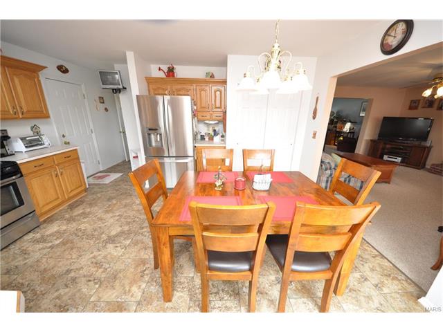 2 Ohio Valley Ct, O'fallon, MO 63366 photo 14