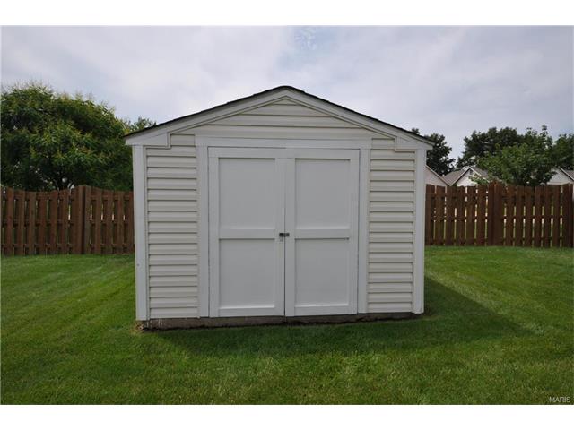 2 Ohio Valley Ct, O'fallon, MO 63366 photo 32