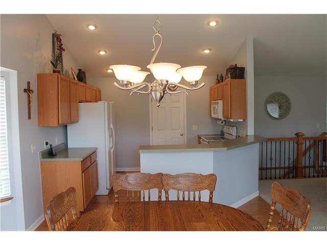 1121 Warm Winds Dr, O'fallon, MO 63366 photo 12