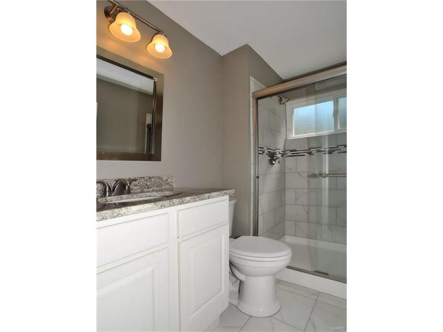 837 Pontoison Dr, Ballwin, MO 63021 photo 10
