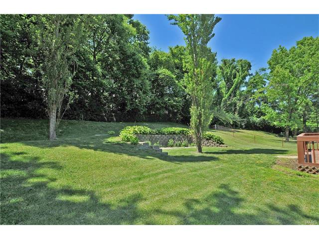 837 Pontoison Dr, Ballwin, MO 63021 photo 18