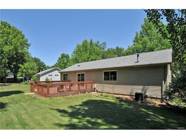 837 Pontoison Dr, Ballwin, MO 63021 photo 16