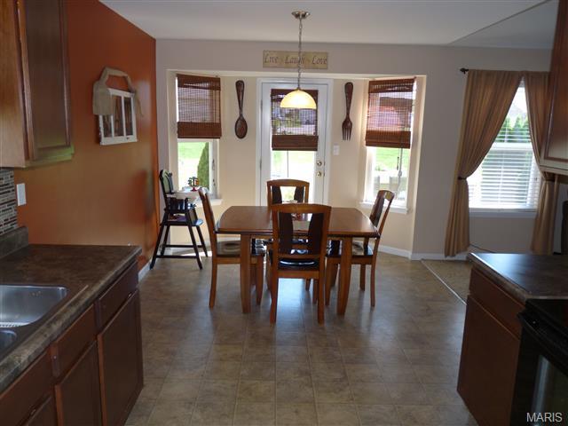 91 Tisbury Ct, O'fallon, MO 63366 photo 17