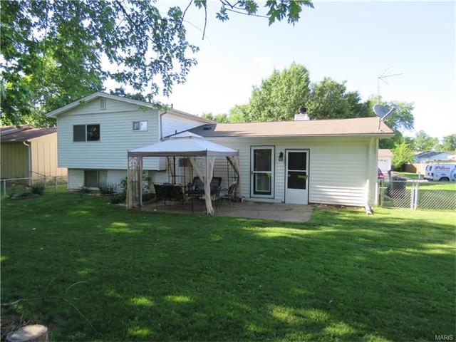 110 Mill Pond, O'fallon, MO 63366 photo 2