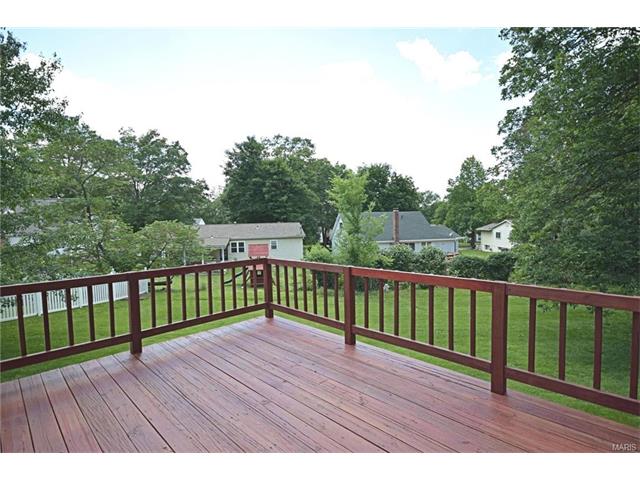 911 Kammerly Ter, Ballwin, MO 63021 photo 25