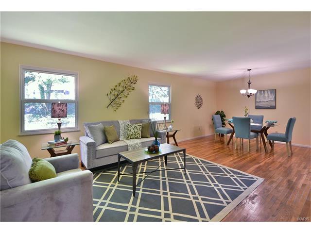 923 La Cherie, Ballwin, MO 63021 photo 4
