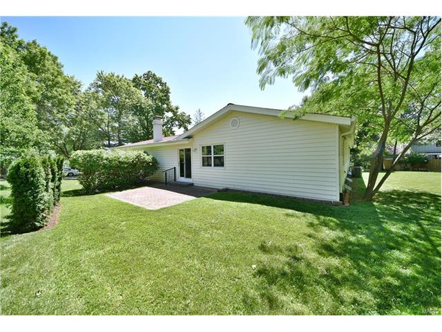 923 La Cherie, Ballwin, MO 63021 photo 13