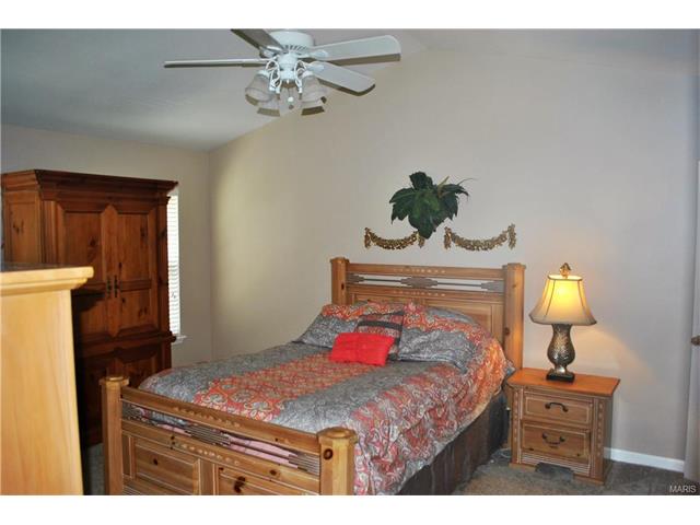 504 Terrington Dr, Ballwin, MO 63021 photo 18