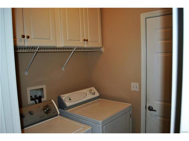 504 Terrington Dr, Ballwin, MO 63021 photo 22