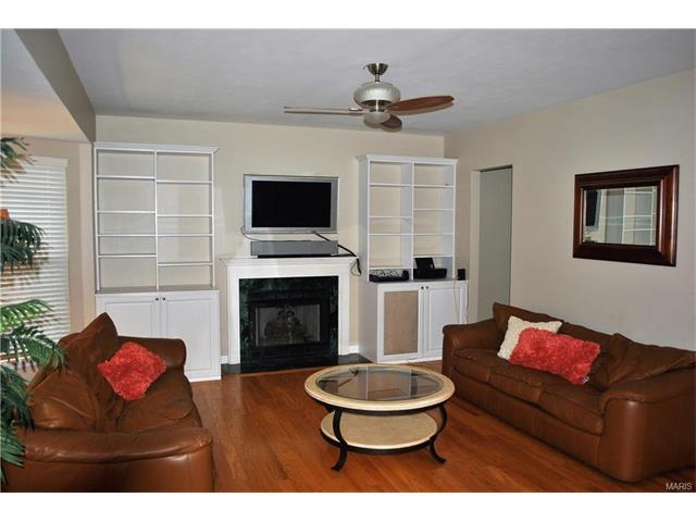 504 Terrington Dr, Ballwin, MO 63021 photo 6